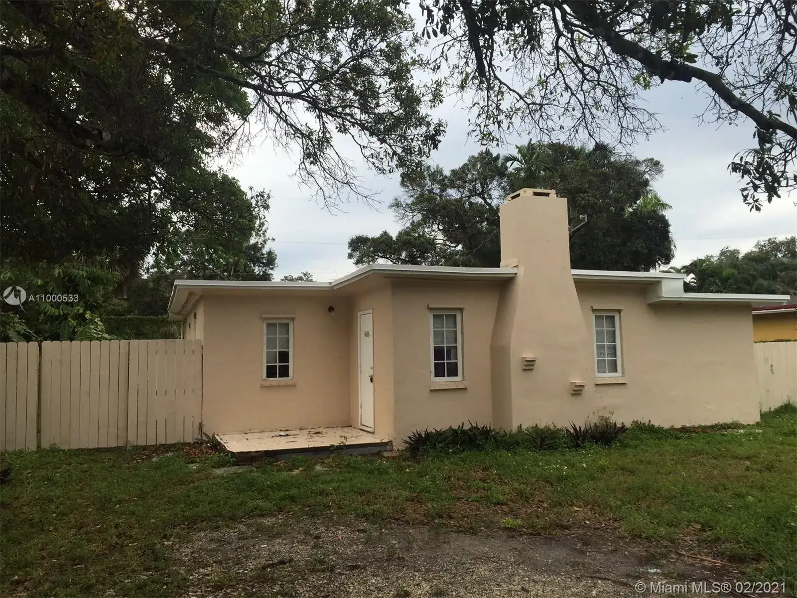 3 bedroom 2 bath Residential Lease for rent at 4896 SW 28th Ter, Dania Beach FL 33312