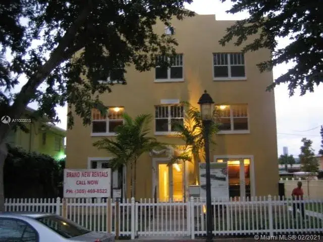 2 bedroom 1 bath Residential Lease for rent at 843 SW 13th AV # 201, Miami FL 33135