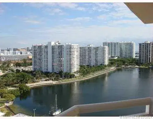 2 bedroom 2 bath Residential for sale at 18051 Biscayne Blvd # 1902, Aventura FL 33160