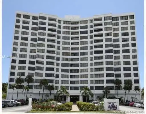 2 bedroom 2 bath Residential for sale at 3505 S Ocean Dr # 905, Hollywood FL 33019
