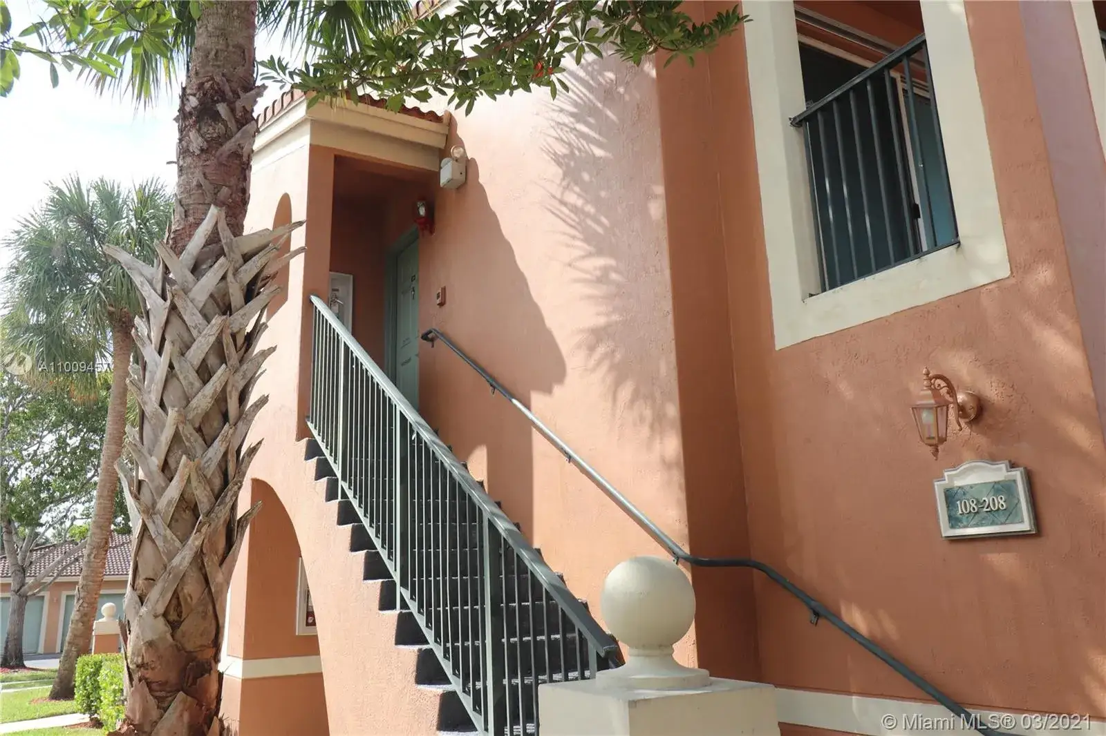 1 bedroom 1 bath Residential Lease for rent at 7920 N Nob Hill Rd # 208, Tamarac FL 33321