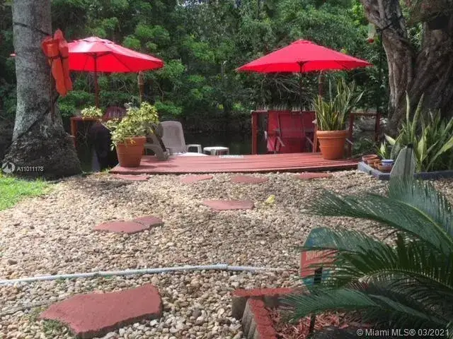 2 bedroom 2 bath Residential for sale at 14333 Memorial Hwy # 9k, Miami FL 33161