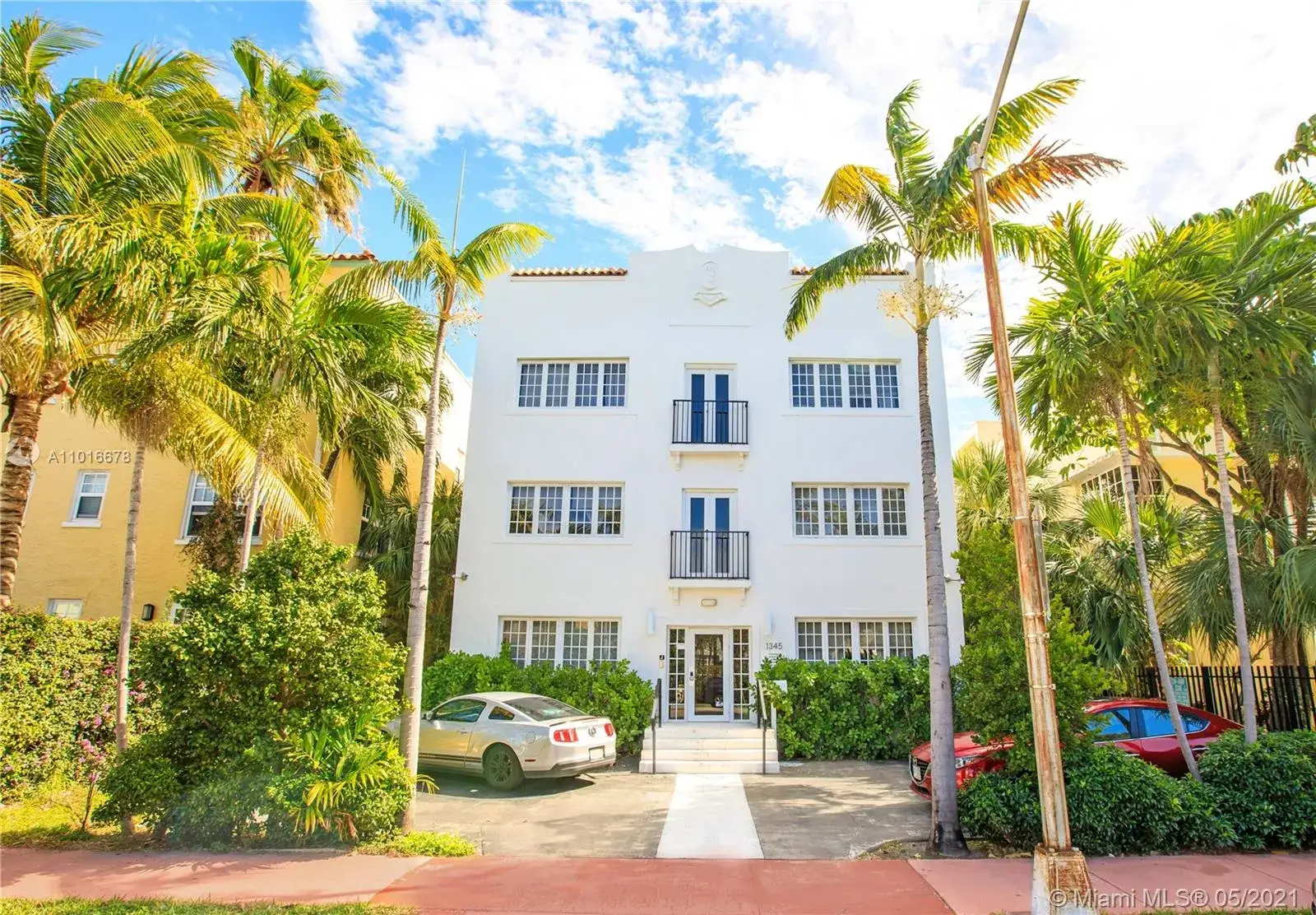 Commercial Sale for sale at 1345 Pennsylvania Ave, Miami Beach FL 33139
