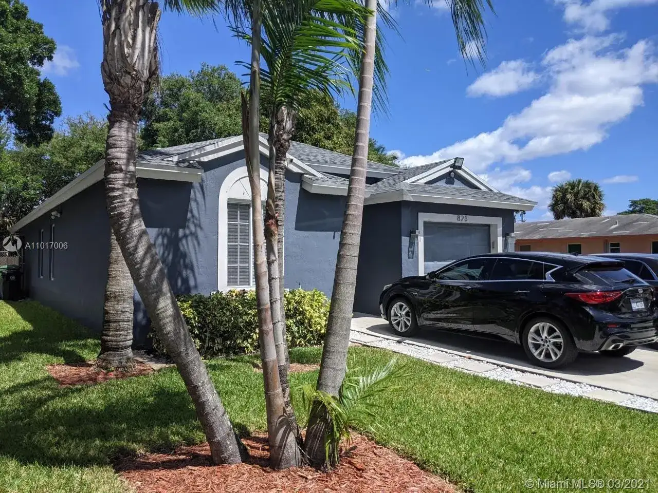 4 bedroom 2 bath Residential for sale at 823 NW 2nd St, Fort Lauderdale FL 33311