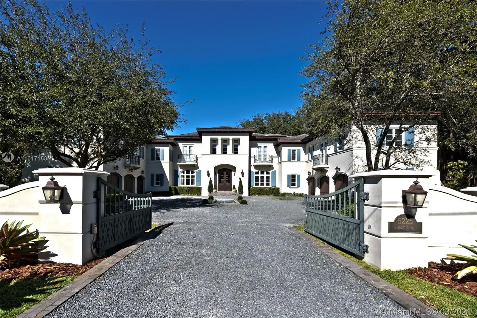 8 bedroom 8 bath Residential for sale at 5225 Fairchild Way, Coral Gables FL 33156
