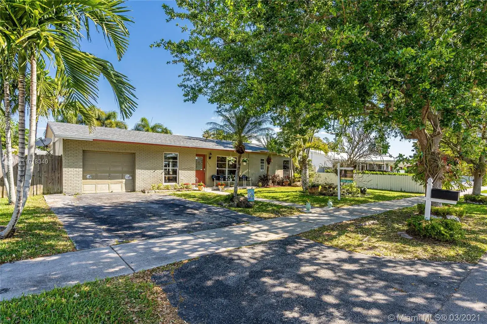 3 bedroom 1 bath Residential for sale at 9275 SW 185th Ter, Cutler Bay FL 33157