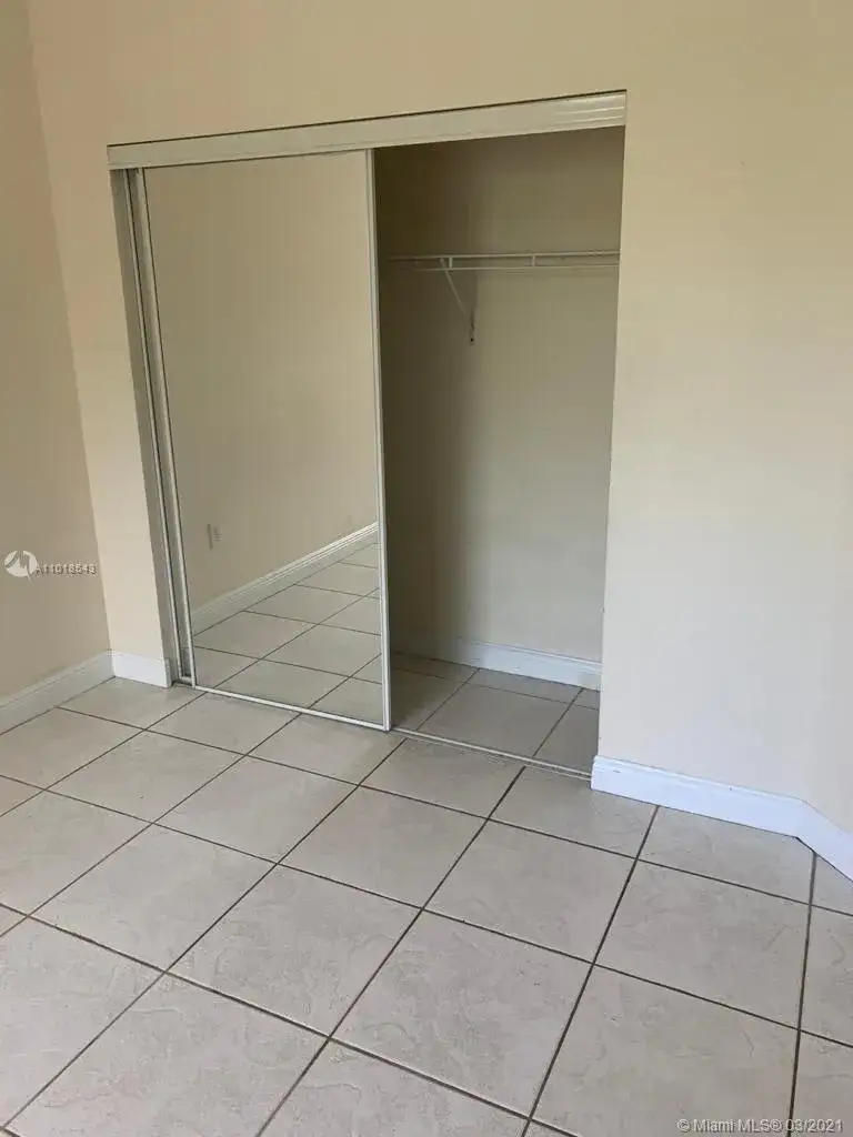 3 bedroom 2 bath Residential for sale at 10700 NW 66th St # 304, Doral FL 33178