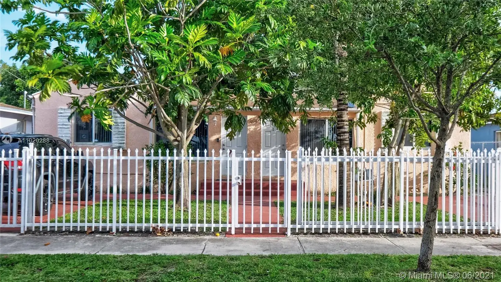 4 bedroom 4 bath Residential for sale at 534 NW 113th St, Miami Shores FL 33168