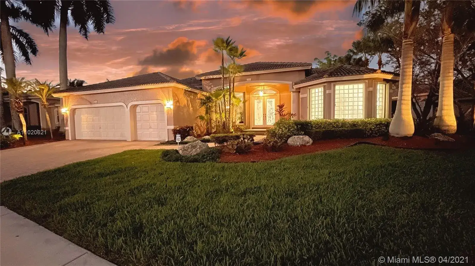 4 bedroom 3 bath Residential for sale at 2558 Eagle Run Ln, Weston FL 33327