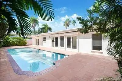 4 bedroom 3 bath Residential Lease for rent at 200 W Mashta Dr, Key Biscayne FL 33149