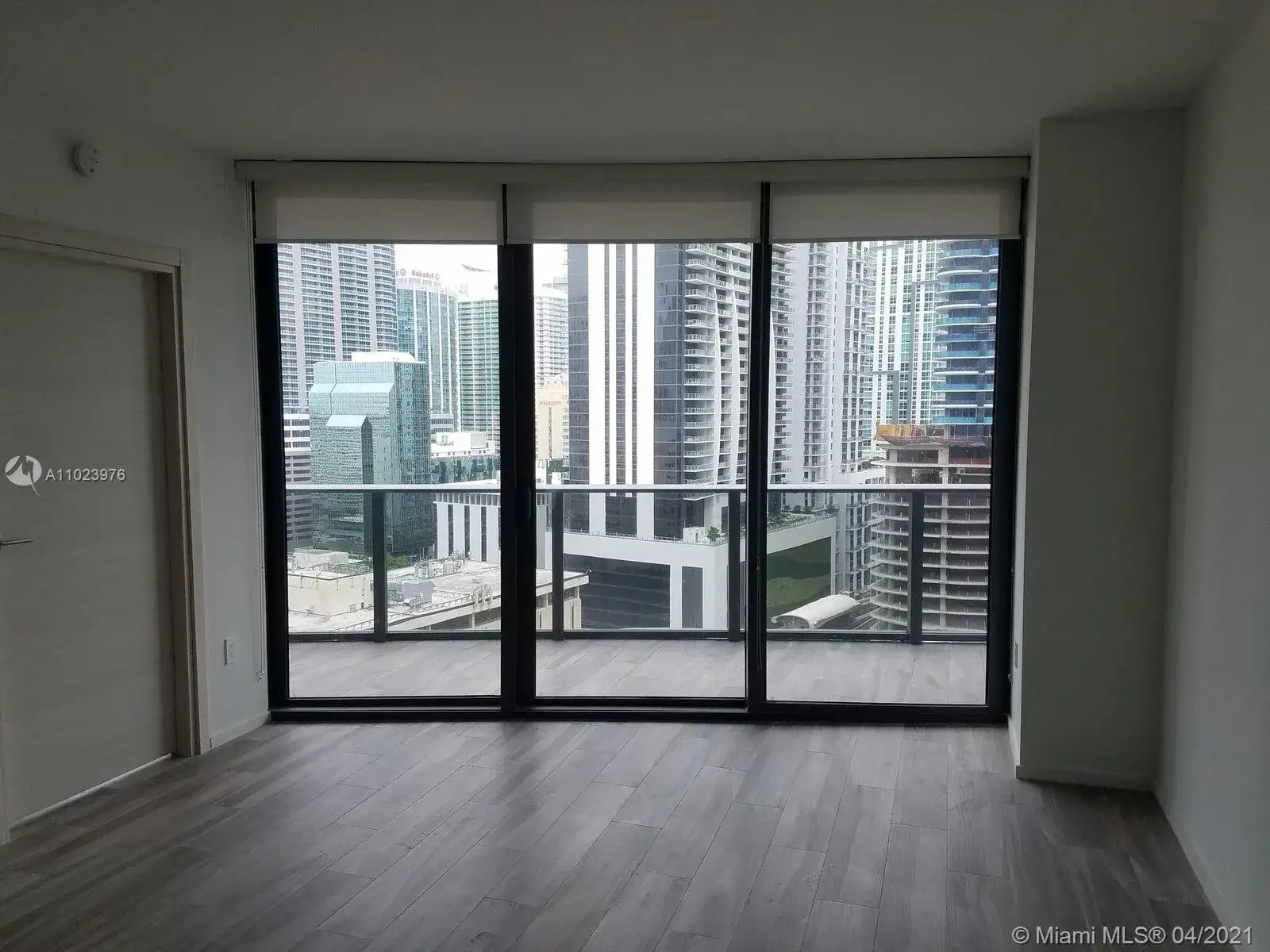 1 bedroom 2 bath Residential for sale at 801 S Miami Ave # 1703, Miami FL 33130