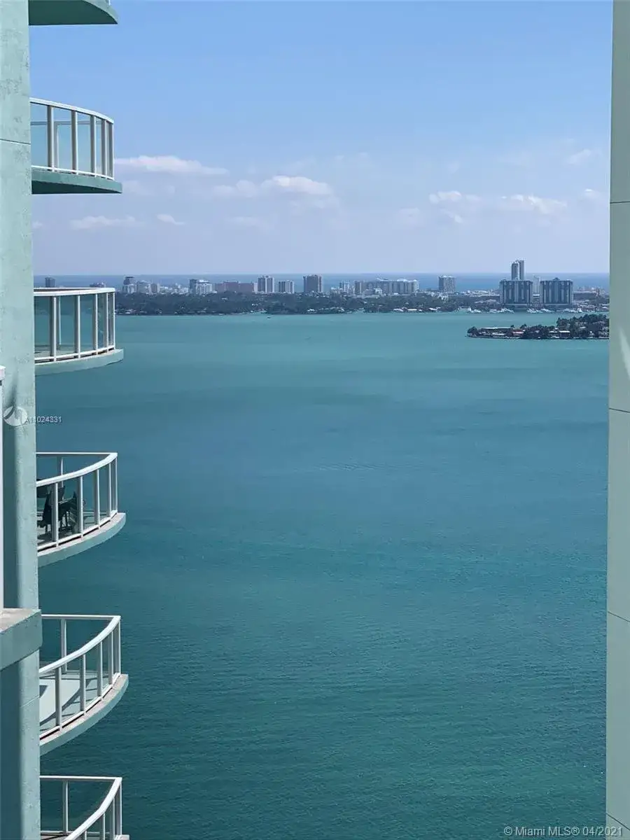 1 bedroom 1 bath Residential for sale at 1900 N Bayshore Dr # 3607, Miami FL 33132