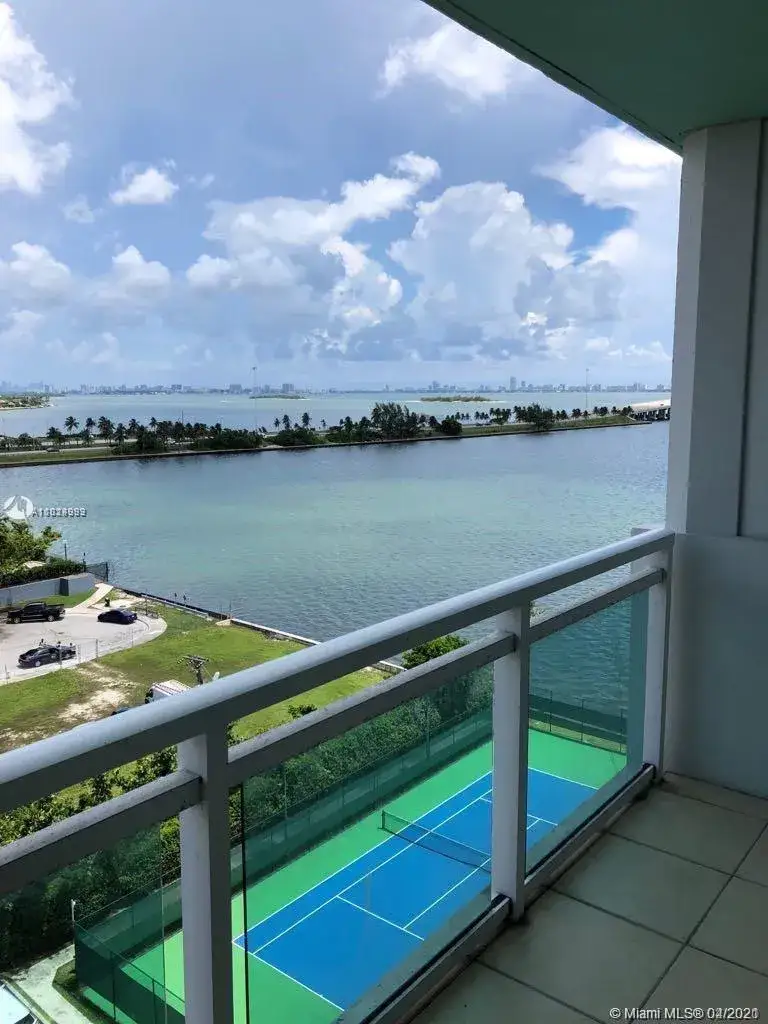 1 bedroom 1 bath Residential for sale at 3301 NE 5th Ave # 913, Miami FL 33137