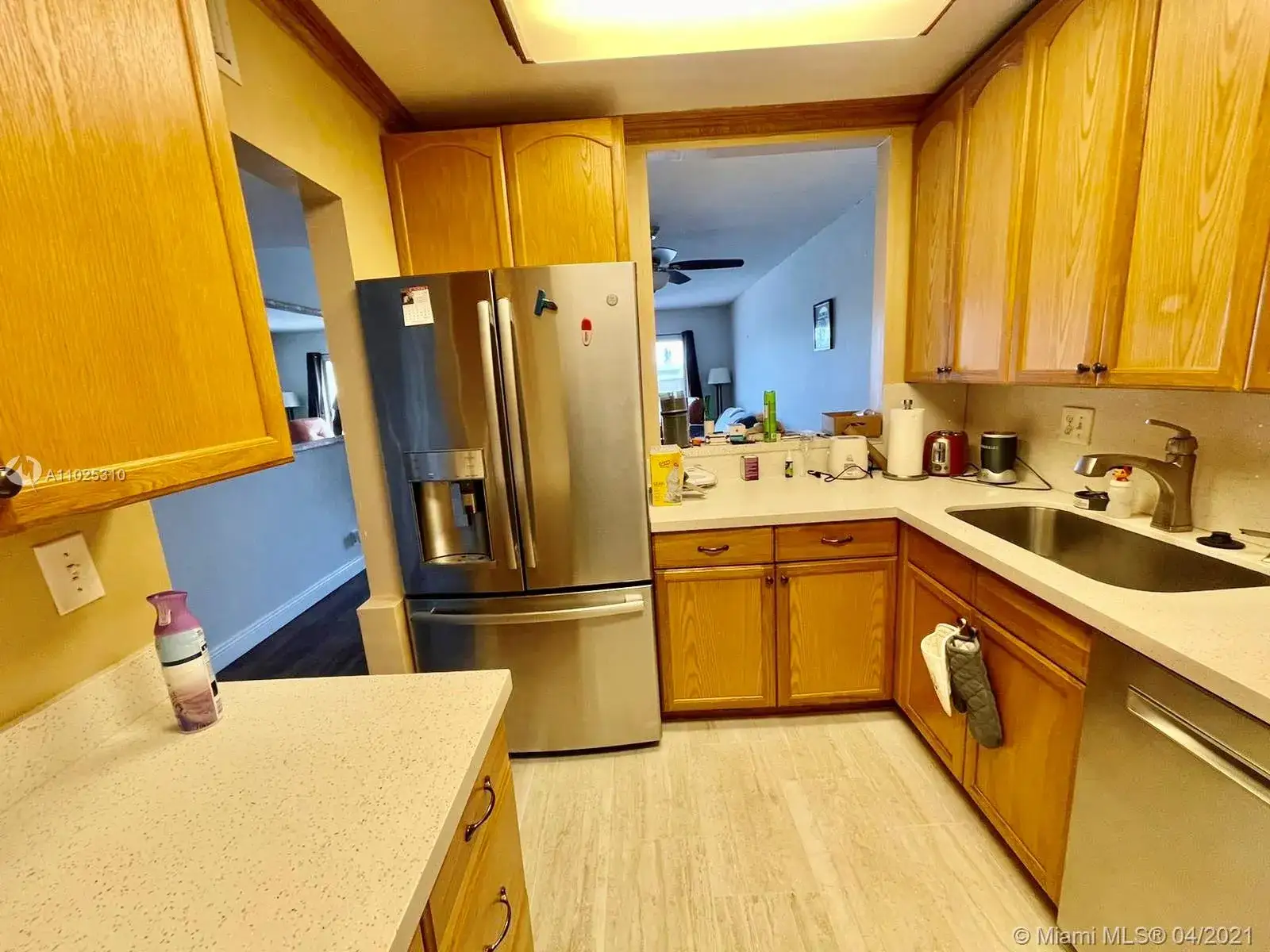 1 bedroom 1 bath Residential for sale at 1001 Hillcrest Ct # 315, Hollywood FL 33021