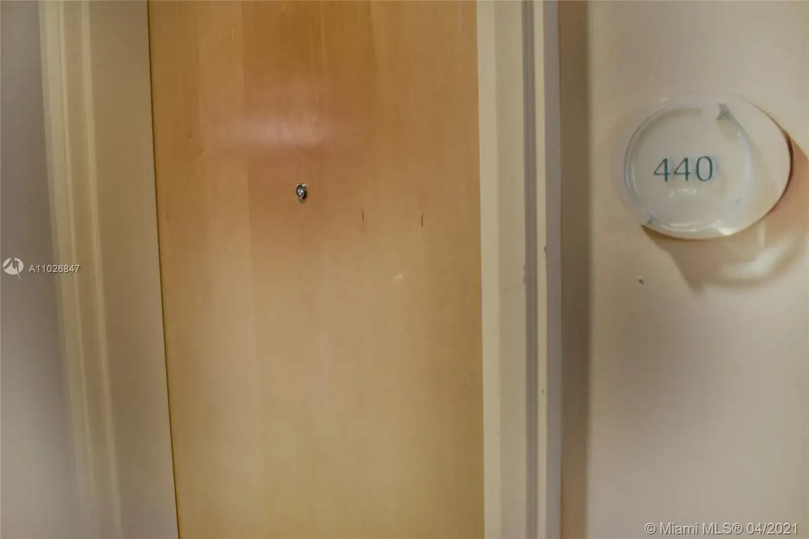 1 bedroom 1 bath Residential Lease for rent at 244 Biscayne Blvd # 440, Miami FL 33132