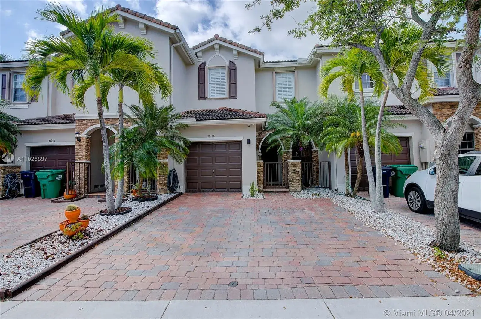 3 bedroom 2 bath Residential for sale at 8936 SW 226th Ter, Cutler Bay FL 33190