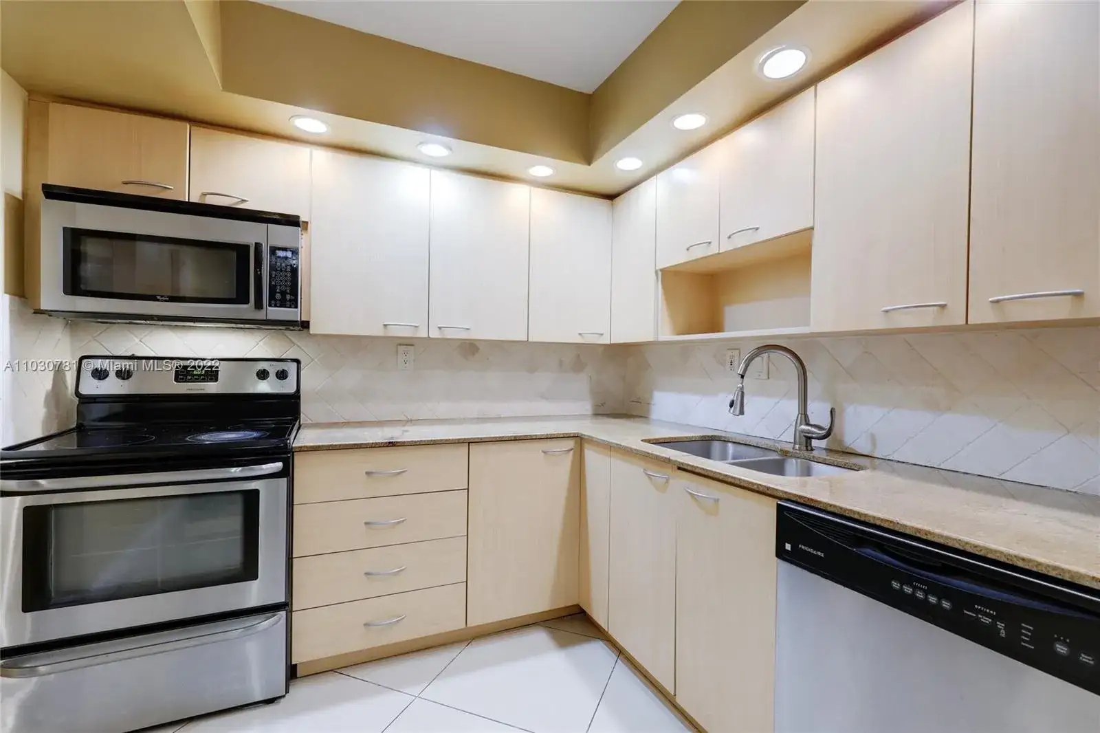3 bedroom 2 bath Residential for sale at 20200 W Country Club Dr, Aventura FL 33180