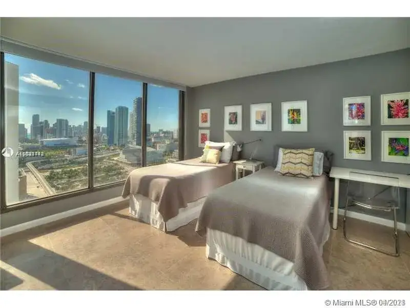 2 bedroom 2 bath Residential Lease for rent at 1717 N Bayshore Dr # 3157, Miami FL 33132