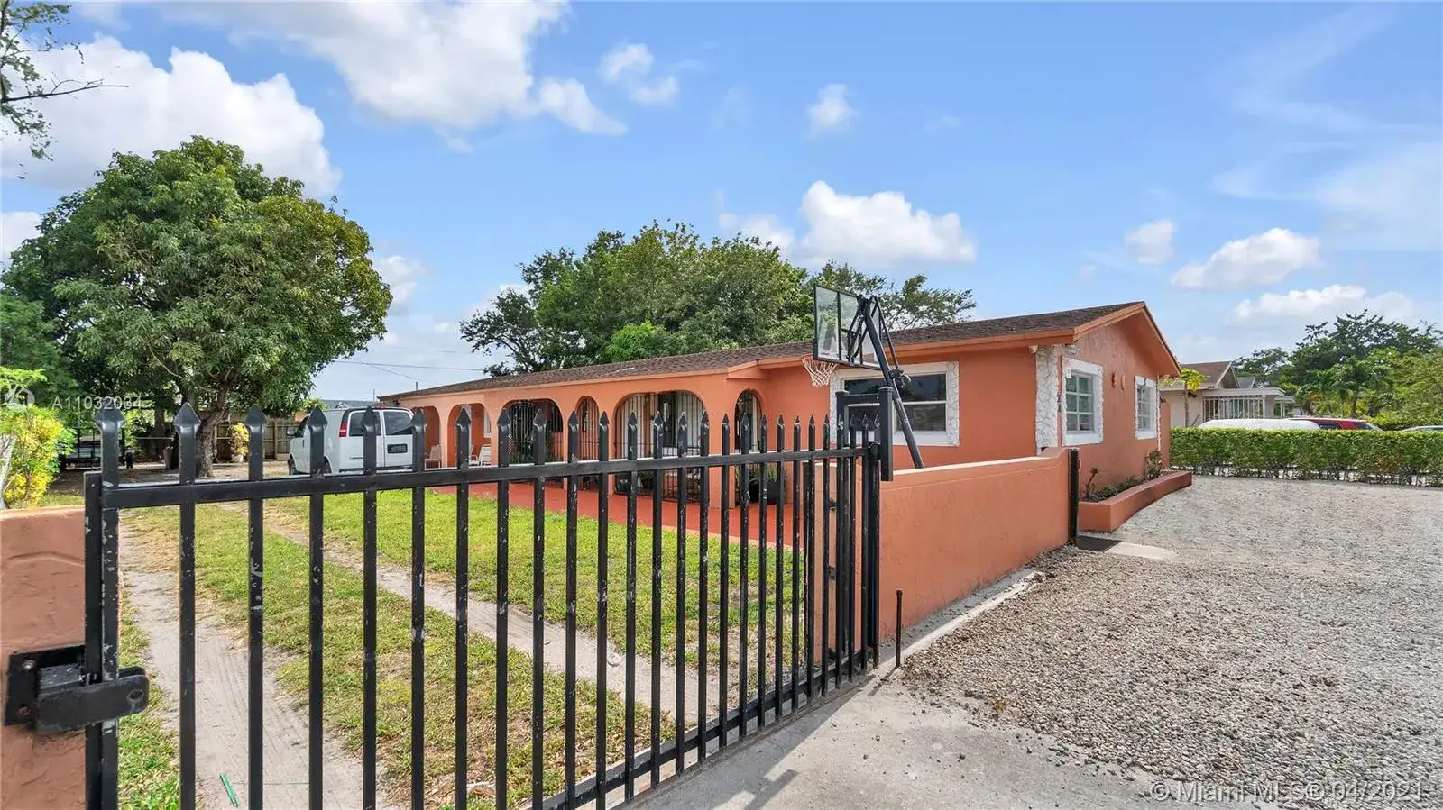 Residential Income for sale at 2800 NW 94th St, Miami FL 33147