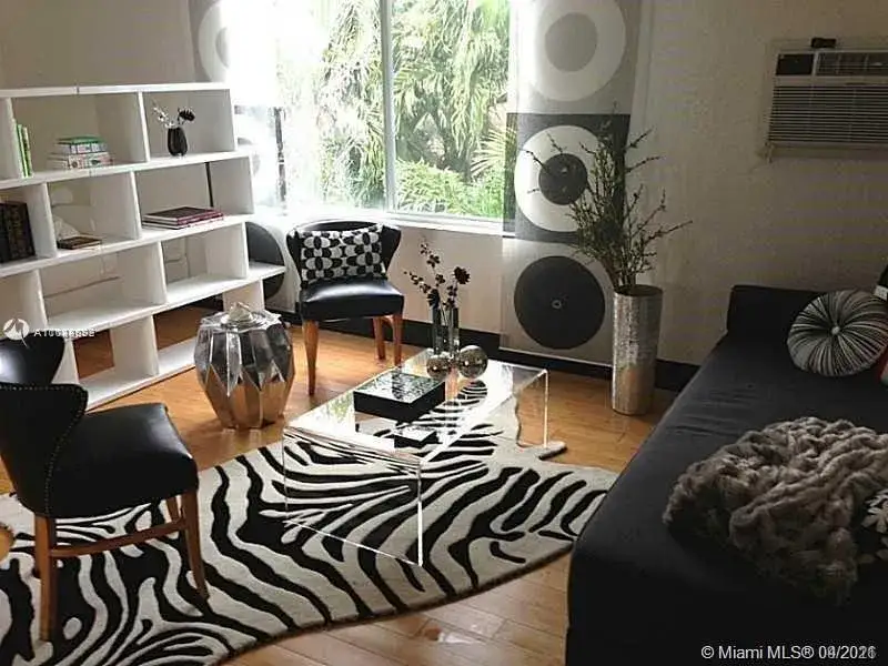 1 bath Residential Lease for rent at 820 Euclid Ave # 307, Miami Beach FL 33139