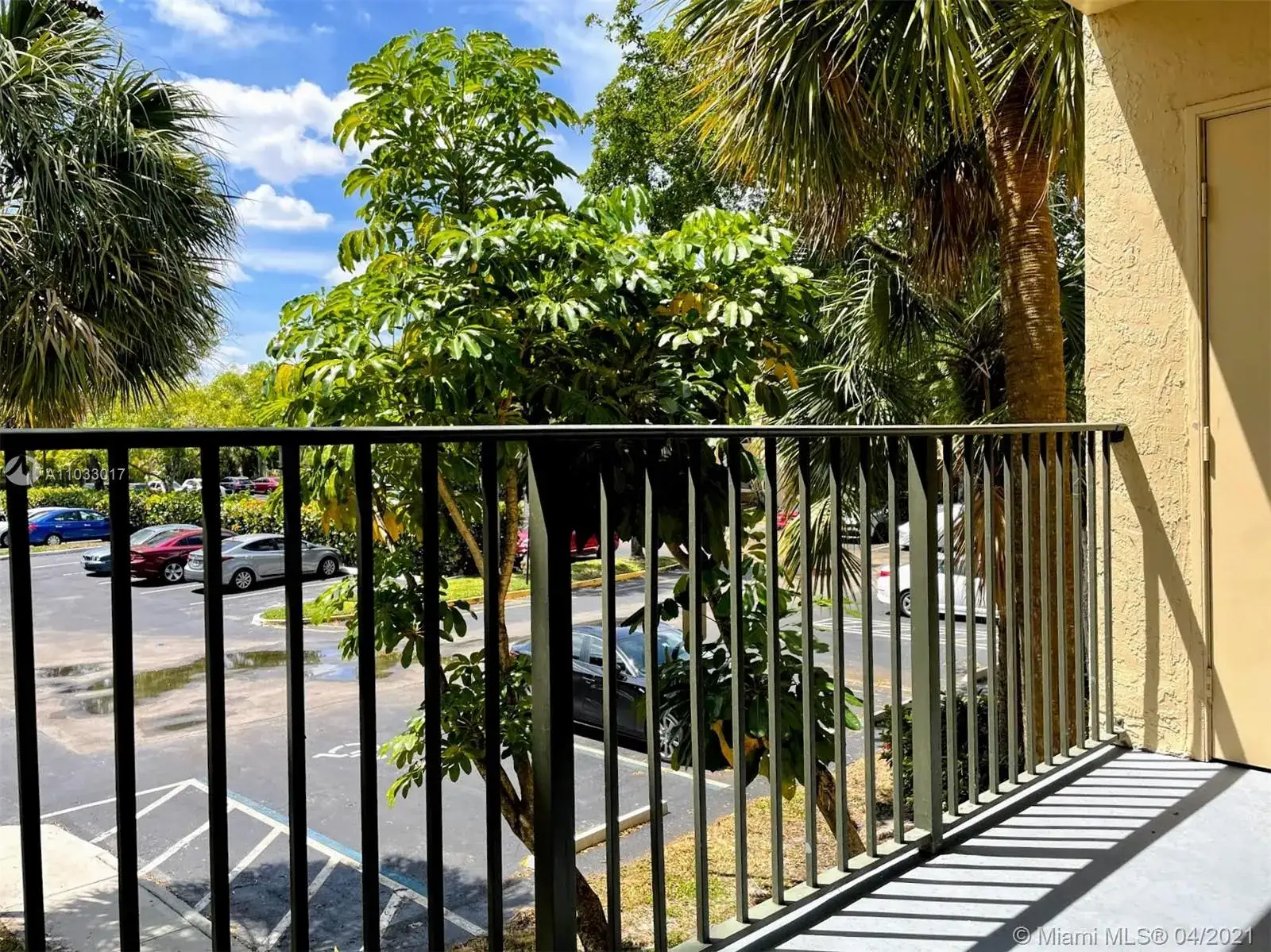 2 bedroom 2 bath Residential Lease for rent at 9999 Summerbreeze Dr # 607, Sunrise FL 33322