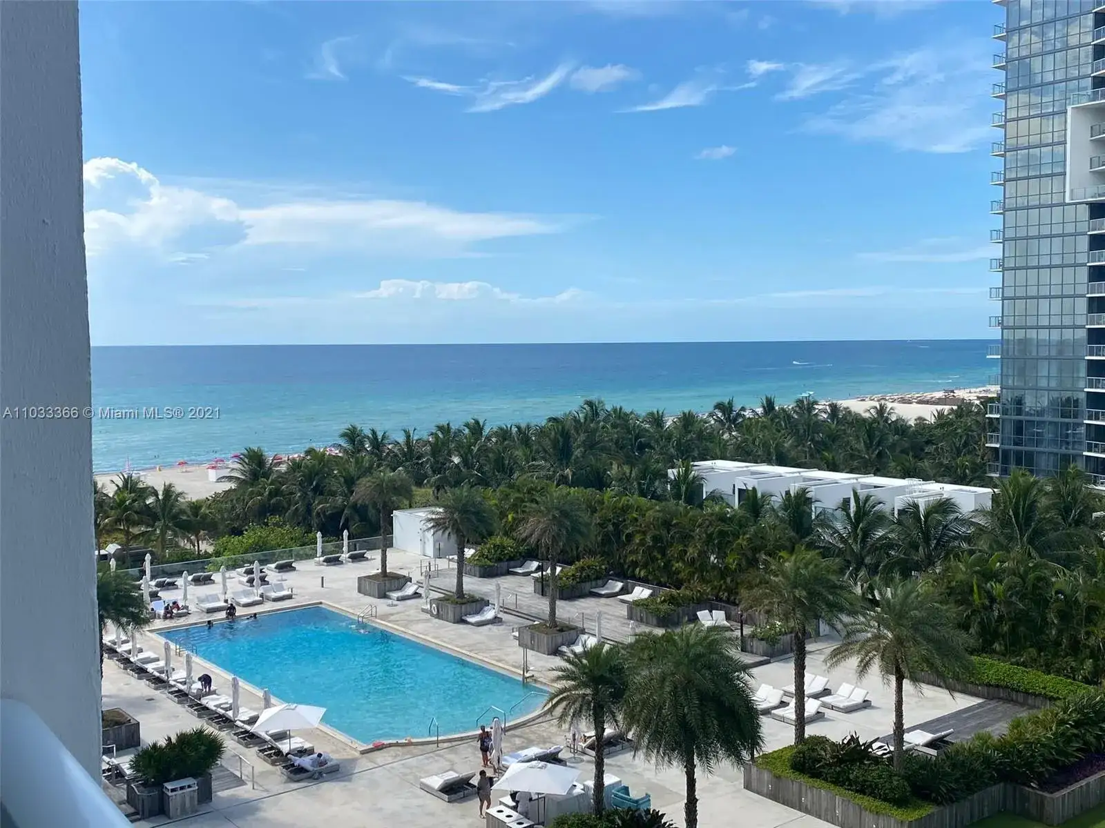 1 bedroom 1 bath Residential Lease for rent at 2301 Collins Ave # 703, Miami Beach FL 33139