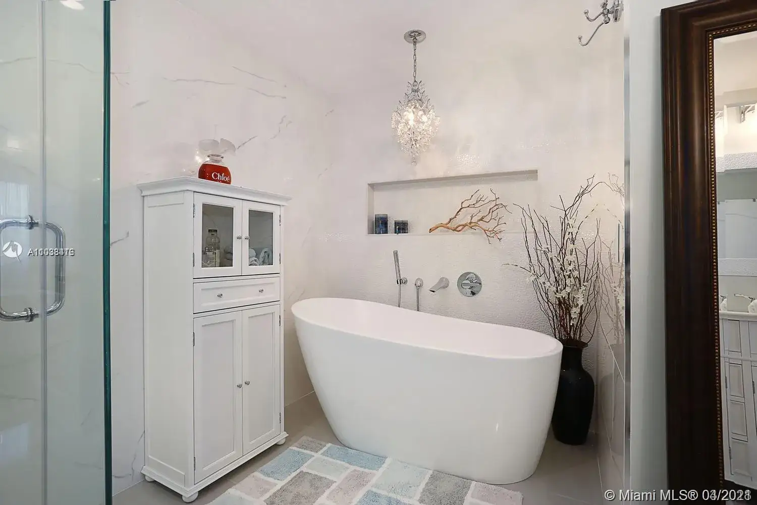 2 bedroom 2 bath Residential for sale at 20 Calabria Ave # 302, Coral Gables FL 33134