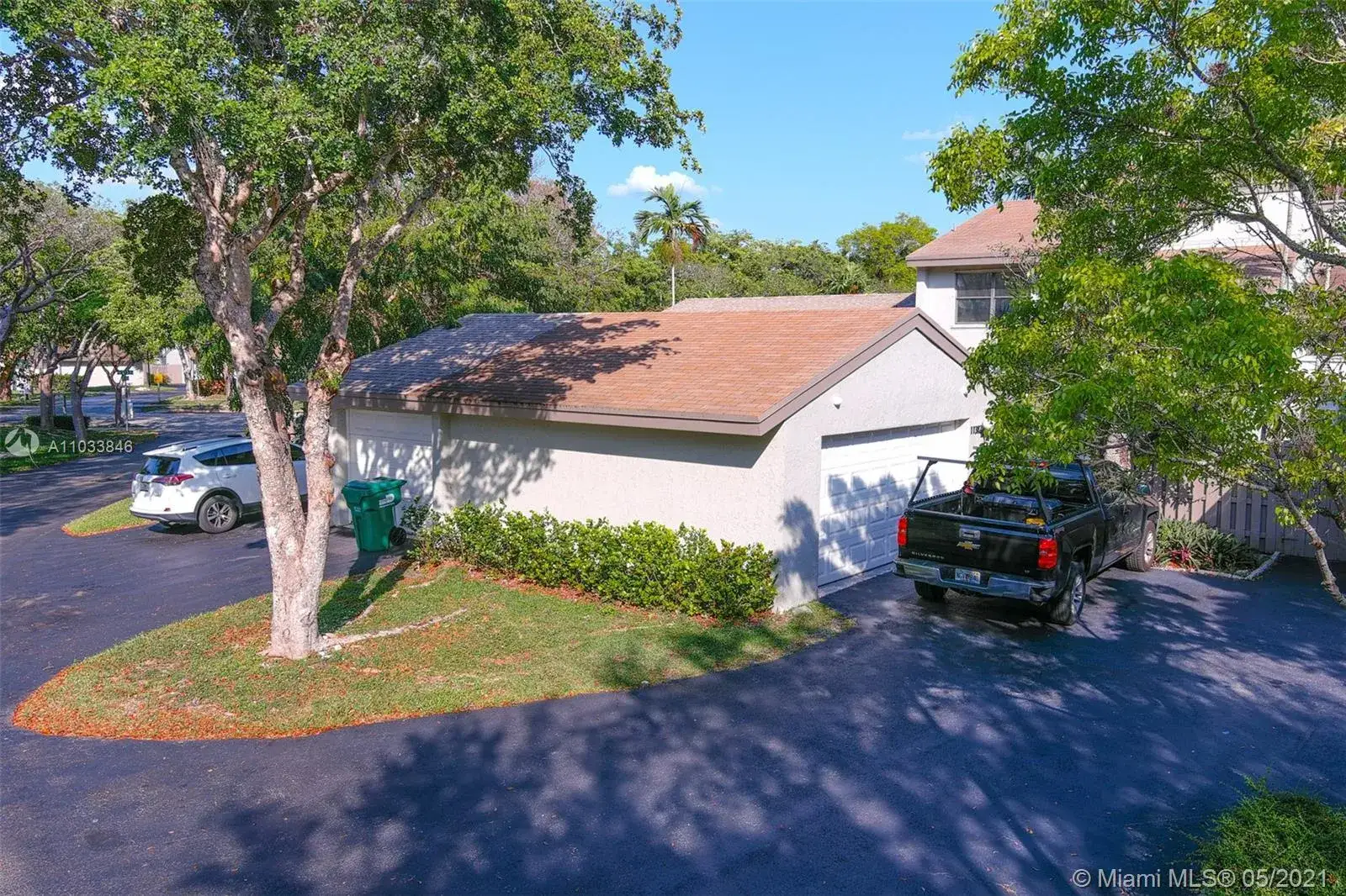3 bedroom 2 bath Residential for sale at 11382 SW 110th Ln # 11382, Miami FL 33176