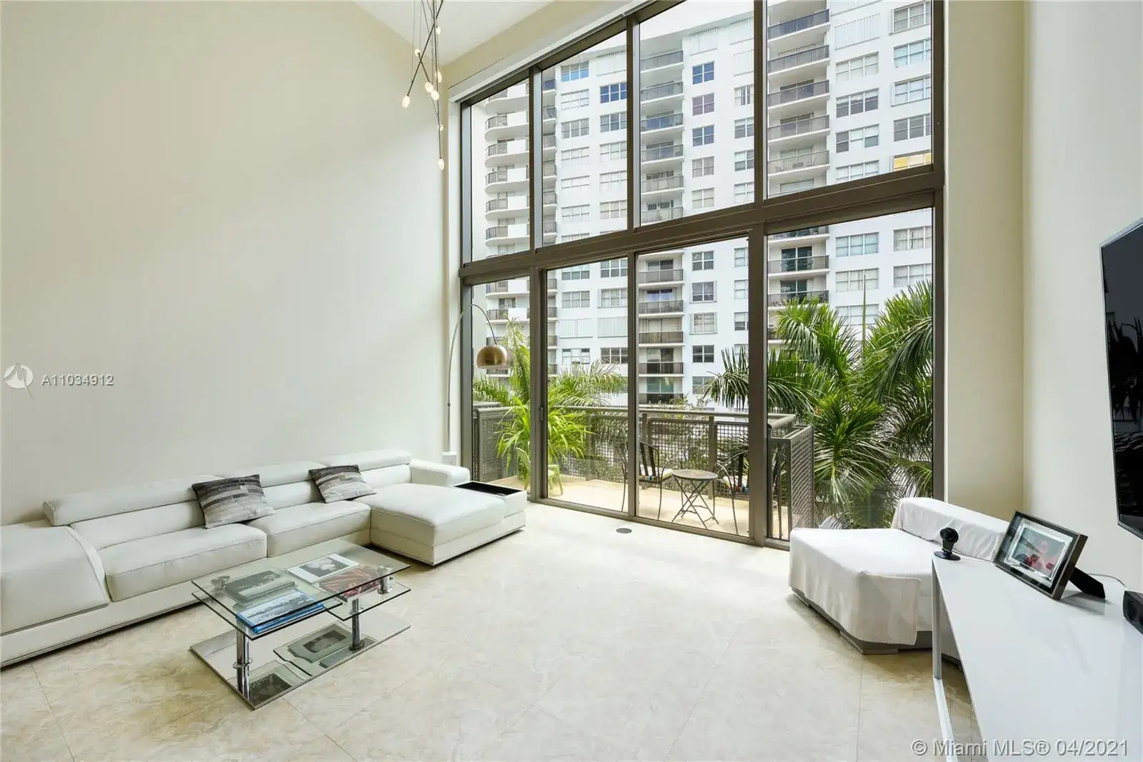 3 bedroom 3 bath Residential for sale at 6000 Collins Ave # 505, Miami Beach FL 33140