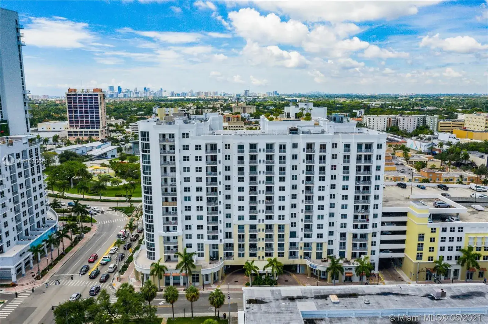 2 bedroom 2 bath Residential for sale at 1830 Radius Dr # 909, Hollywood FL 33020
