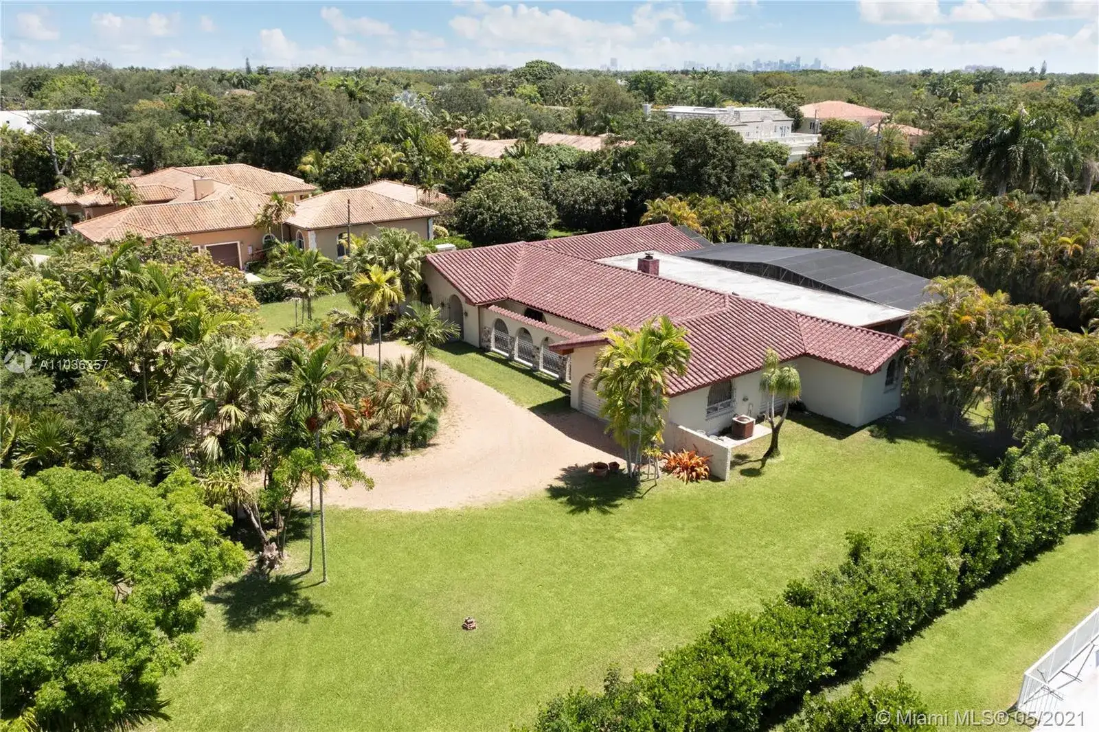 5 bedroom 4 bath Residential Lease for rent at 9505 SW 67th Ave, Pinecrest FL 33156