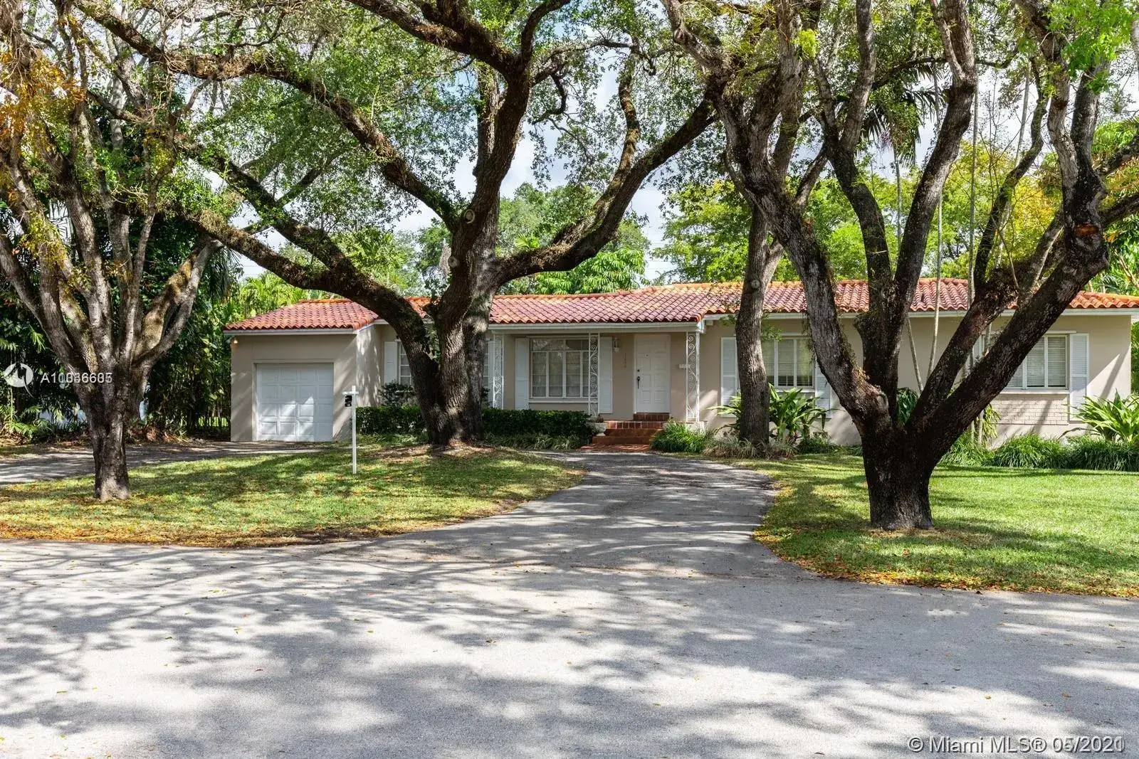 4 bedroom 4 bath Residential for sale at 1409 Algardi Ave, Coral Gables FL 33146
