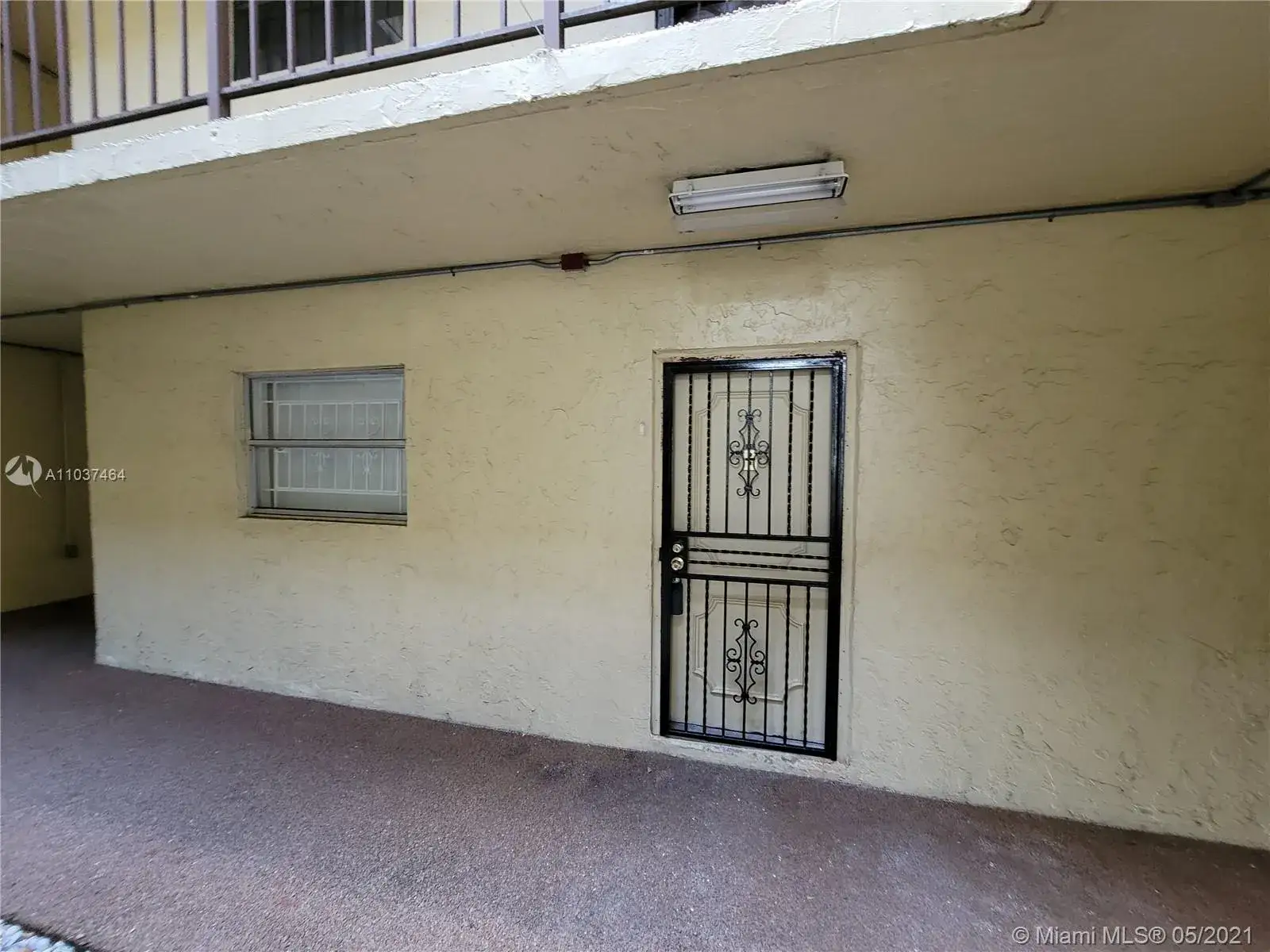 2 bedroom 1 bath Residential for sale at 11905 NE 2nd Ave # C115, North Miami FL 33161