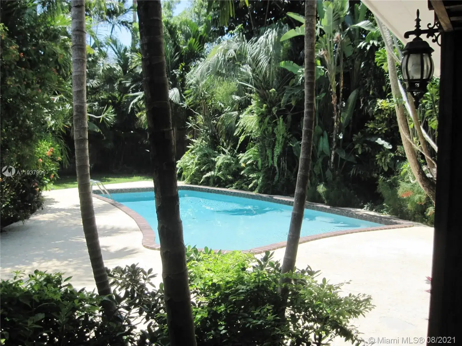 6 bedroom 7 bath Residential for sale at 3821 Crawford Ave, Miami FL 33133
