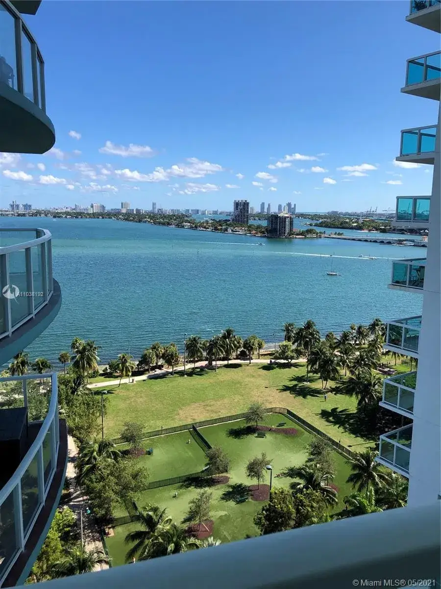 1 bedroom 1 bath Residential for sale at 1900 N Bayshore Dr # 1503, Miami FL 33132
