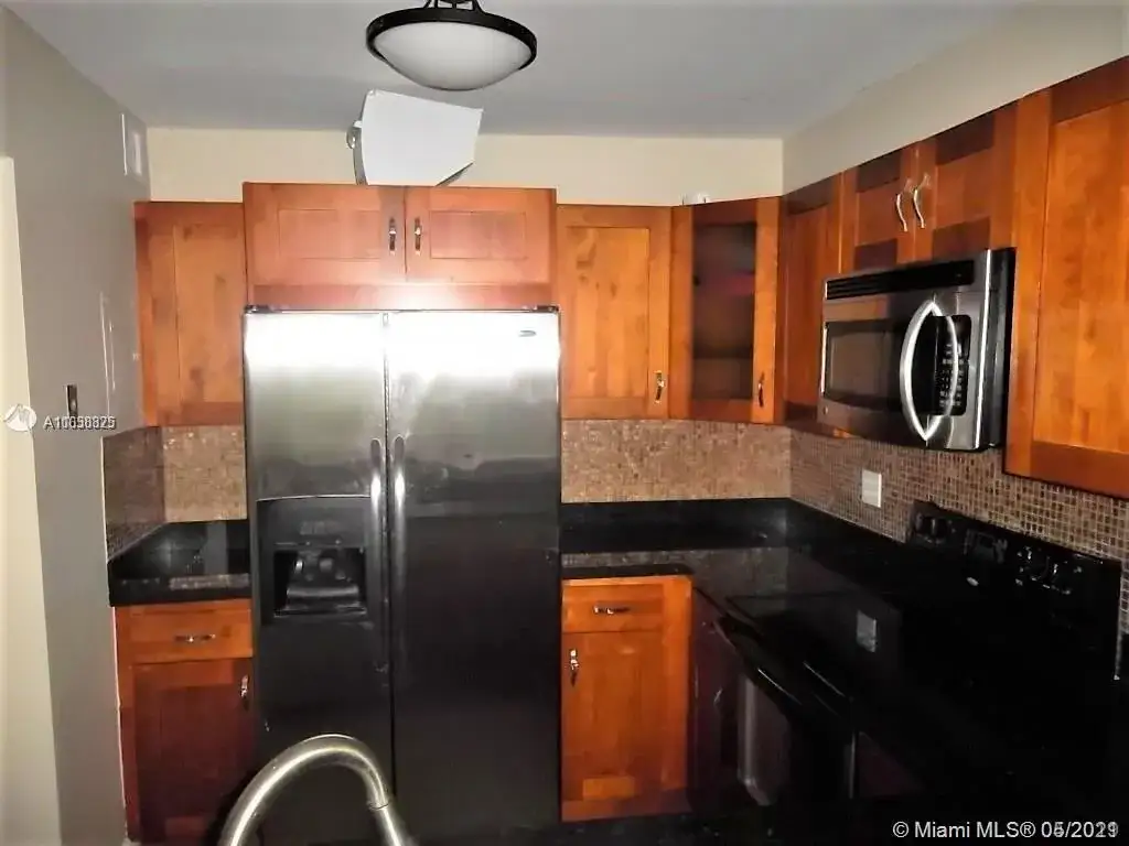 1 bedroom 2 bath Residential Lease for rent at 20379 W Country Club Dr # 540, Aventura FL 33180