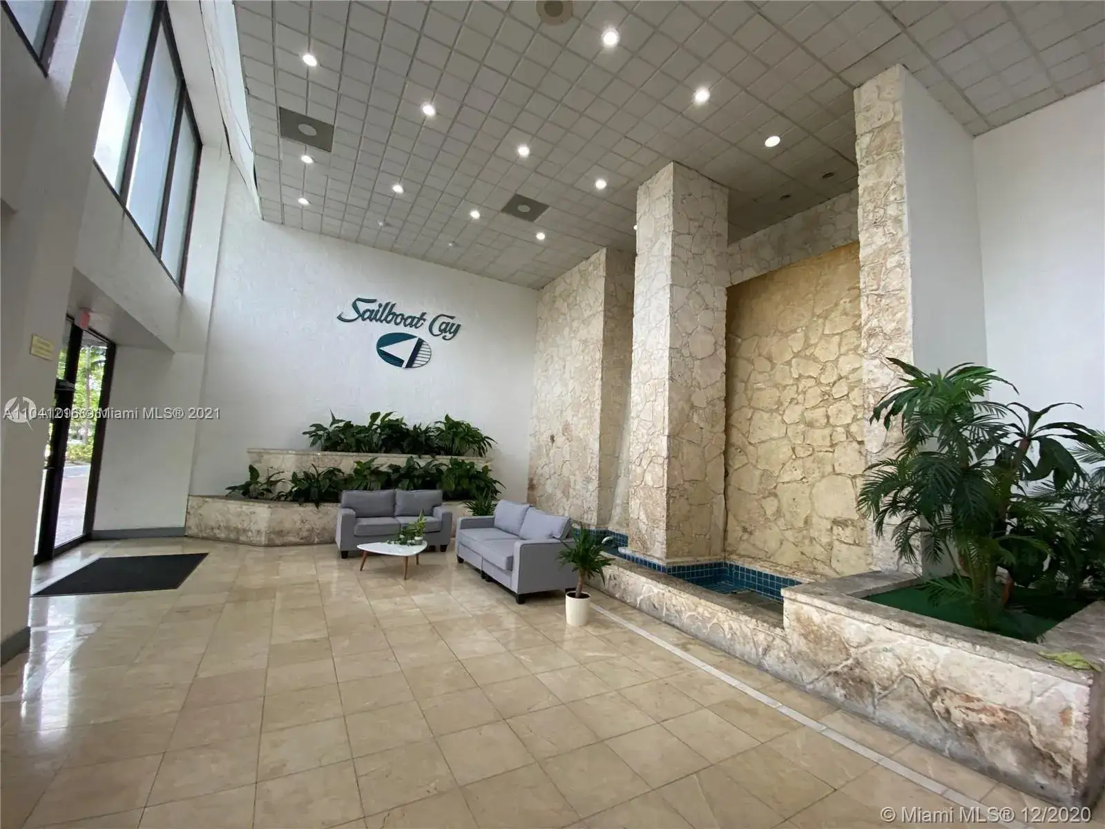 1 bedroom 1 bath Residential for sale at 13499 Biscayne Blvd # 712, North Miami FL 33181