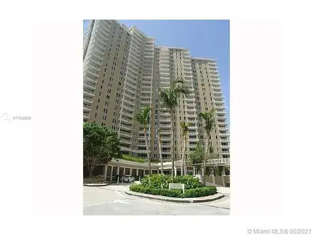Commercial Sale for sale at 701 Brickell Key Blvd # 4, Miami FL 33131