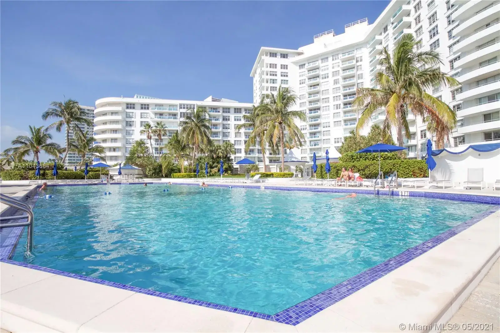 2 bedroom 2 bath Residential for sale at 5161 Collins Ave # 1101, Miami Beach FL 33140