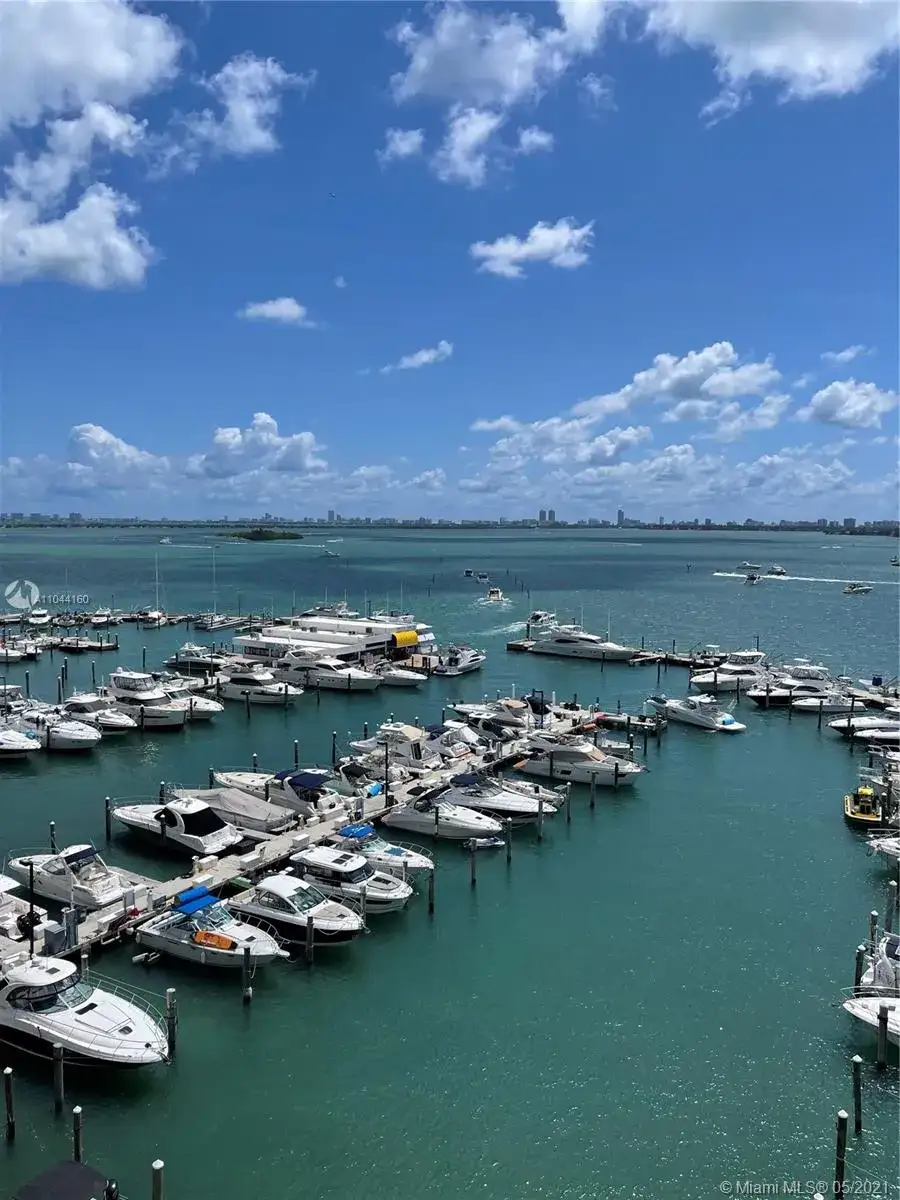 1 bedroom 1 bath Residential for sale at 555 NE 15th St # 20G, Miami FL 33132