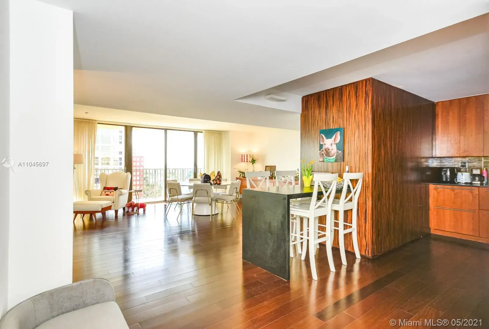 3 bedroom 3 bath Residential Lease for rent at 1450 Brickell Bay Dr # 1907, Miami FL 33131