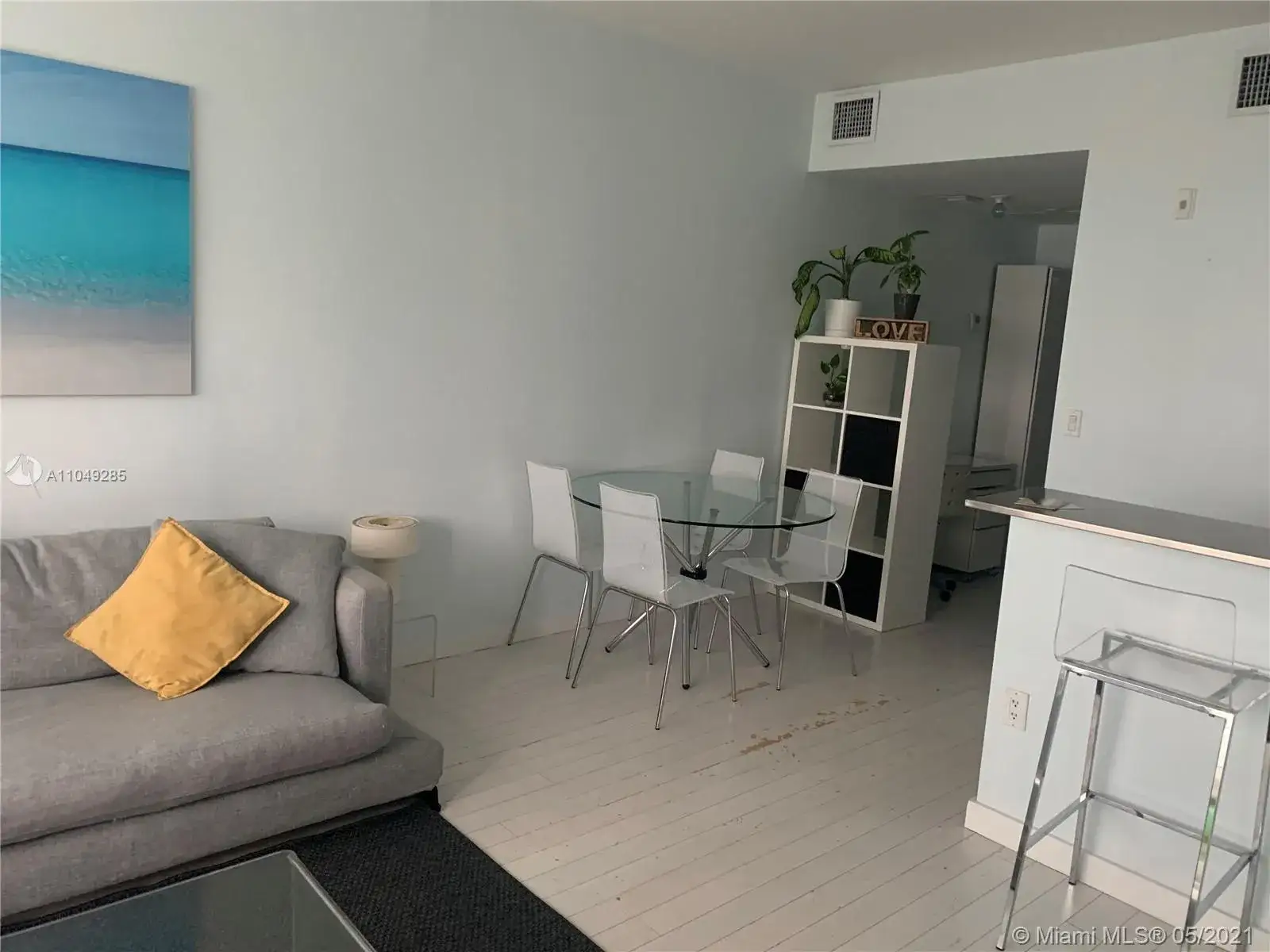 1 bedroom 1 bath Residential for sale at 3917 N Meridian Ave # 102, Miami Beach FL 33140