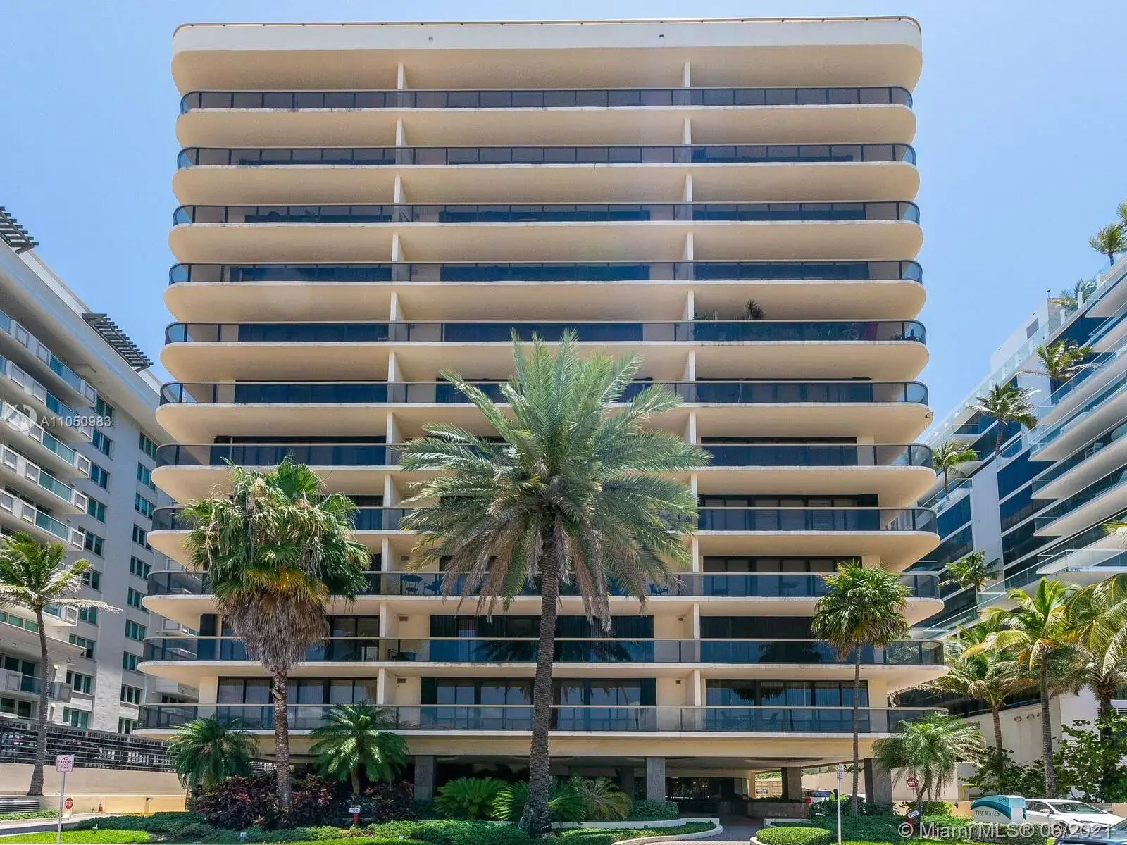 2 bedroom 2 bath Residential for sale at 9455 Collins Ave # 301, Surfside FL 33154