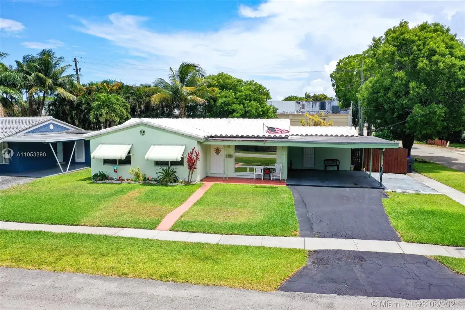 3 bedroom 2 bath Residential for sale at 3050 Grant St, Hollywood FL 33021