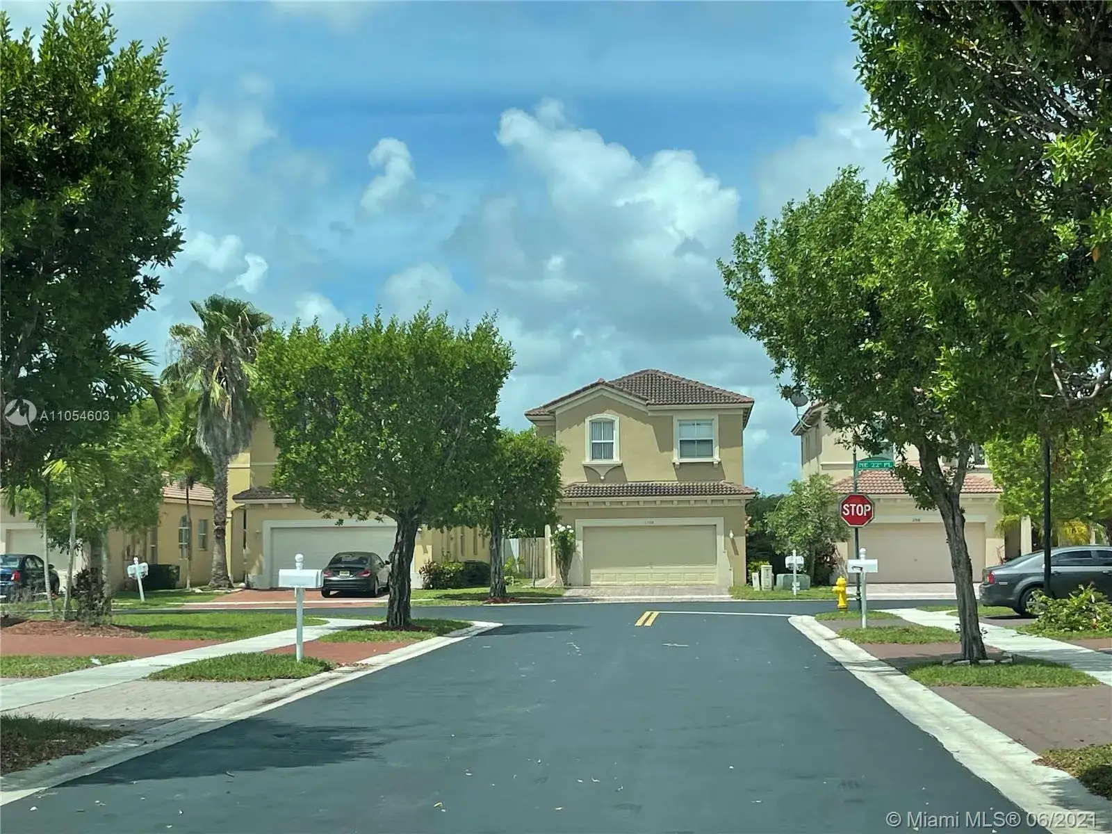 3 bedroom 2 bath Residential for sale at 3708 NE 22nd Pl, Homestead FL 33033