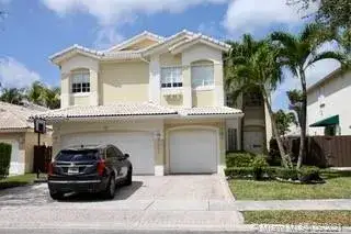 5 bedroom 3 bath Residential for sale at 7060 NW 107th Pl, Doral FL 33178