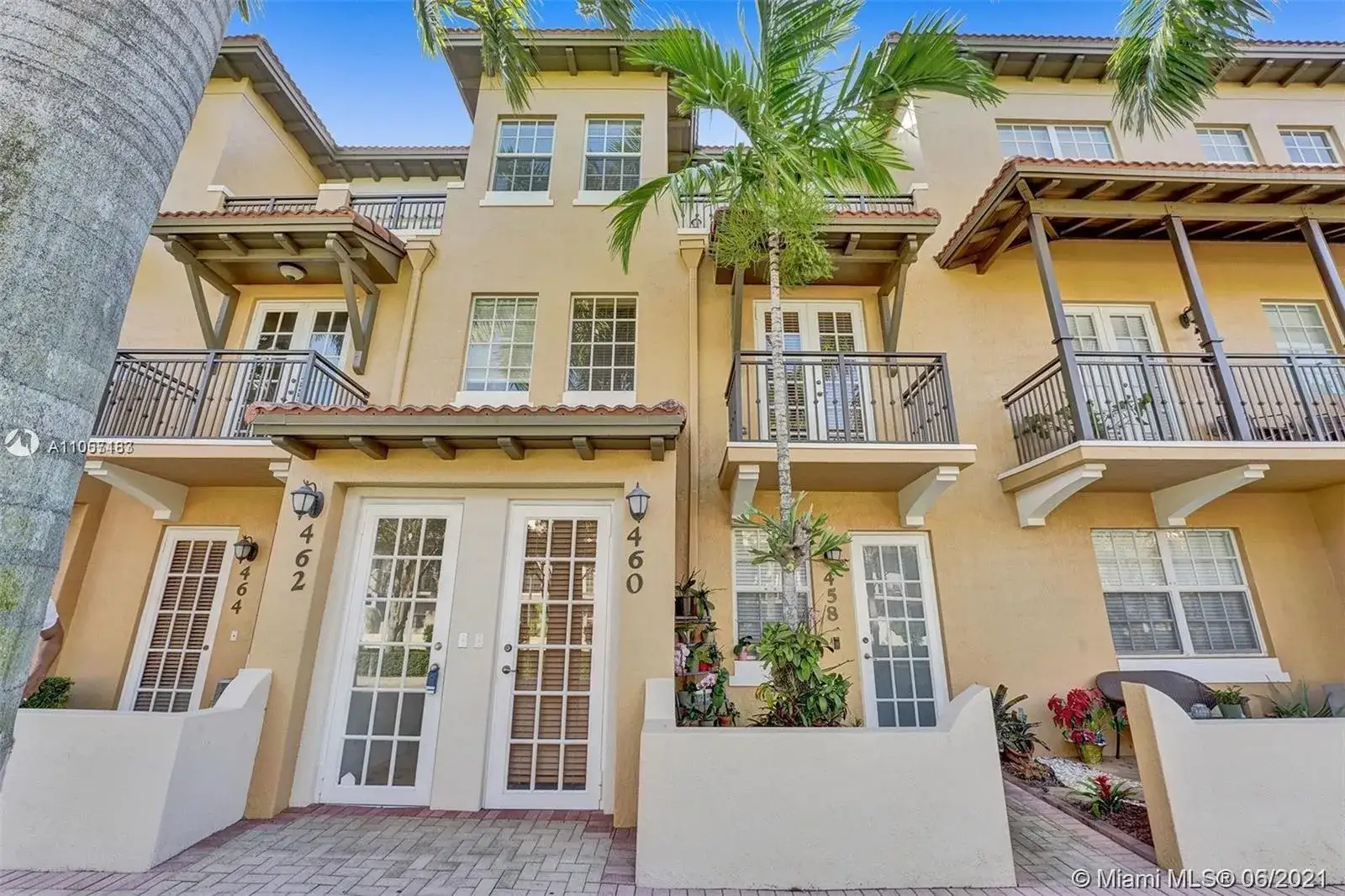 2 bedroom 2 bath Residential for sale at 460 SW 147th Ave # 4605, Pembroke Pines FL 33027