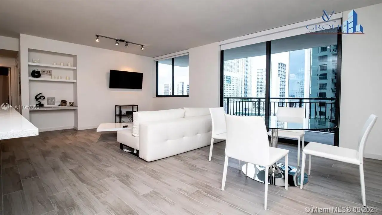2 bedroom 2 bath Residential for sale at 999 SW 1st Ave # 1514, Miami FL 33130