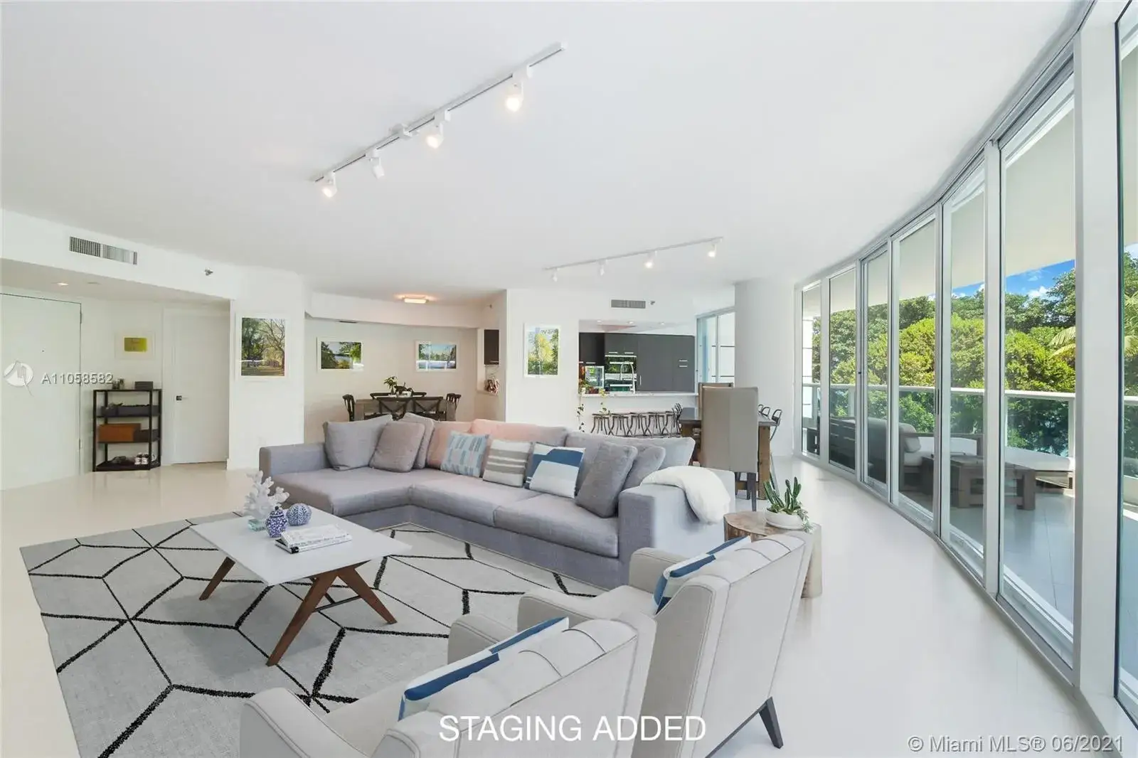 2 bedroom 2 bath Residential for sale at 2127 Brickell Ave # 502, Miami FL 33129