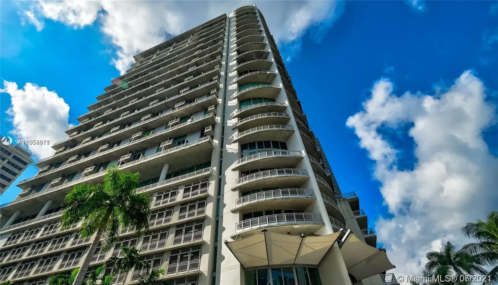 1 bath Residential for sale at 690 SW 1st Ct # 2730, Miami FL 33130